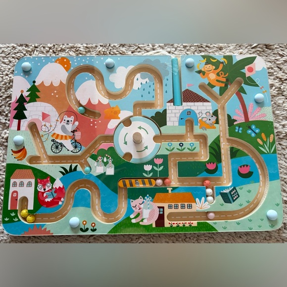 Vilac Other - Vilac My Little Town magnetic maze